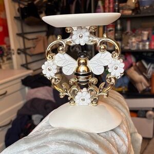 Bed Bath & Beyond White and Gold Floral Bee Candle Holder